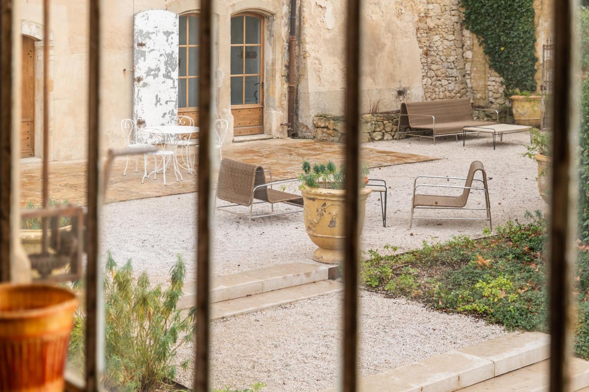 Le Galinier, a Beaumier hotel Lourmarin Zimmer foto